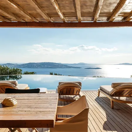 Montessito Mykonos * Тоурлос