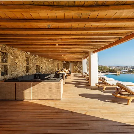 Montessito Mykonos * Тоурлос