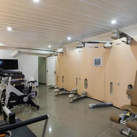 Montessito Mykonos Tourlos