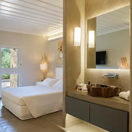 Montessito Mykonos *