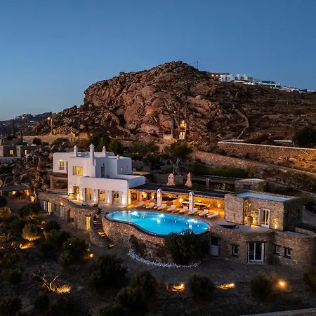 Montessito Mykonos * Тоурлос