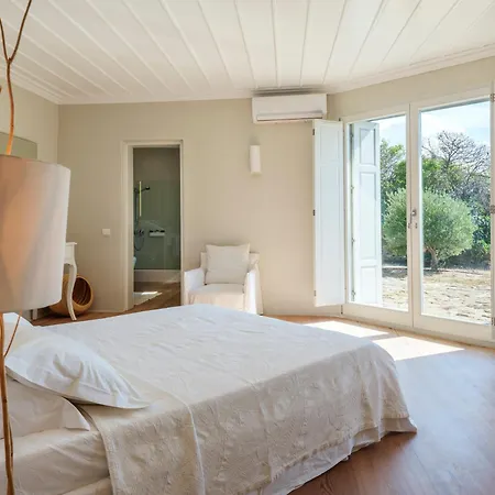 Montessito Mykonos