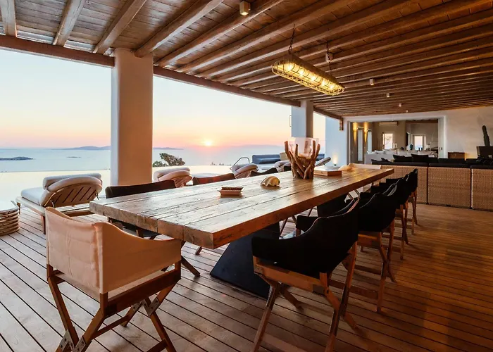 Montessito Mykonos *